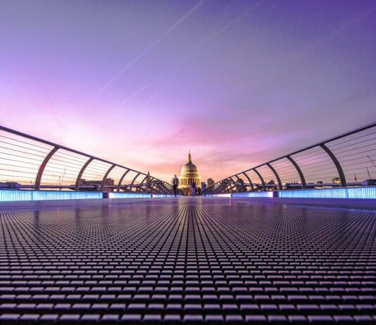 Show HN: Full Stack Entrepreneur – A Full Stack Guide To Entrepreneurship